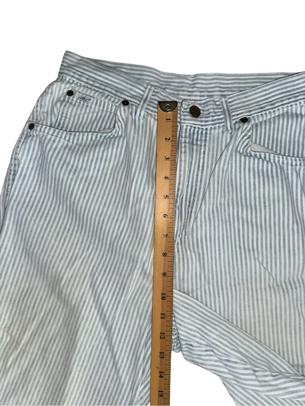 Vintage 70s 80s Chic Striped Denim Shorts baggy skater size 29 or small L